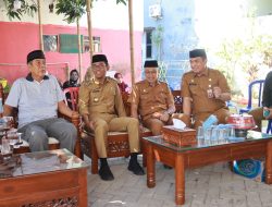 Pj. Bupati Takalar. Di Dimpingi Sekda Melayat Ke Rumah Duka H. Mallarangan Abdullah Kr. Gassing