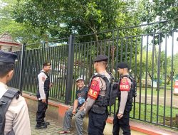 Cegah Premanisme, Satgas Preventif Operasi Aman Candi 2025 Polresta Banyumas Berikan Imbauan Pengunjung Taman Andhang Pangrenan