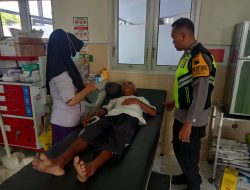 Polsek Bobotsari Respons Cepat, Antar Tukang Becak Sakit ke Puskesmas