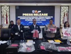 12 Penipu Online Asal Sulsel Ditangkap Polda Jabar, Raup Rp1,4 Miliar
