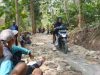Dua Dekade Rusak Parah, Warga Desa Cikawungading Cipatujah Tasikmalaya Swadaya Perbaiki Jalan