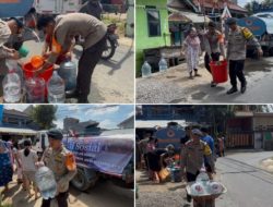 Satbrimob Polda Jabar Salurkan Bantuan Air Bersih Untuk Warga Purbaratu Tasikmalaya