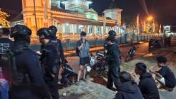 Patroli HarKamtibmas Brimob Jabar: Jaga Kondusifitas Tasikmalaya di Tengah Malam