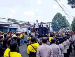 Diduga Merugi Akibat Program Aplikator, Ribuan Ojol di Tasikmalaya Unjuk Rasa di DPRD